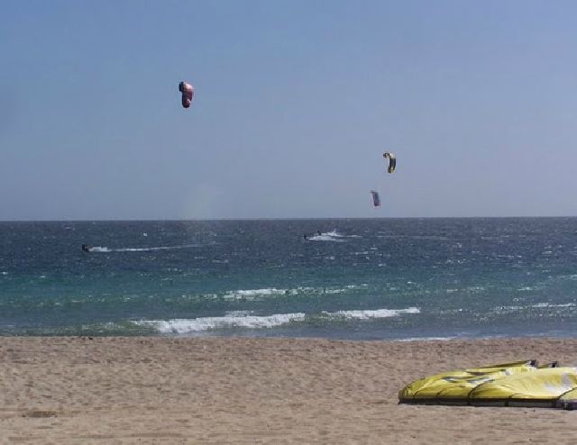  Kitesurfing program 